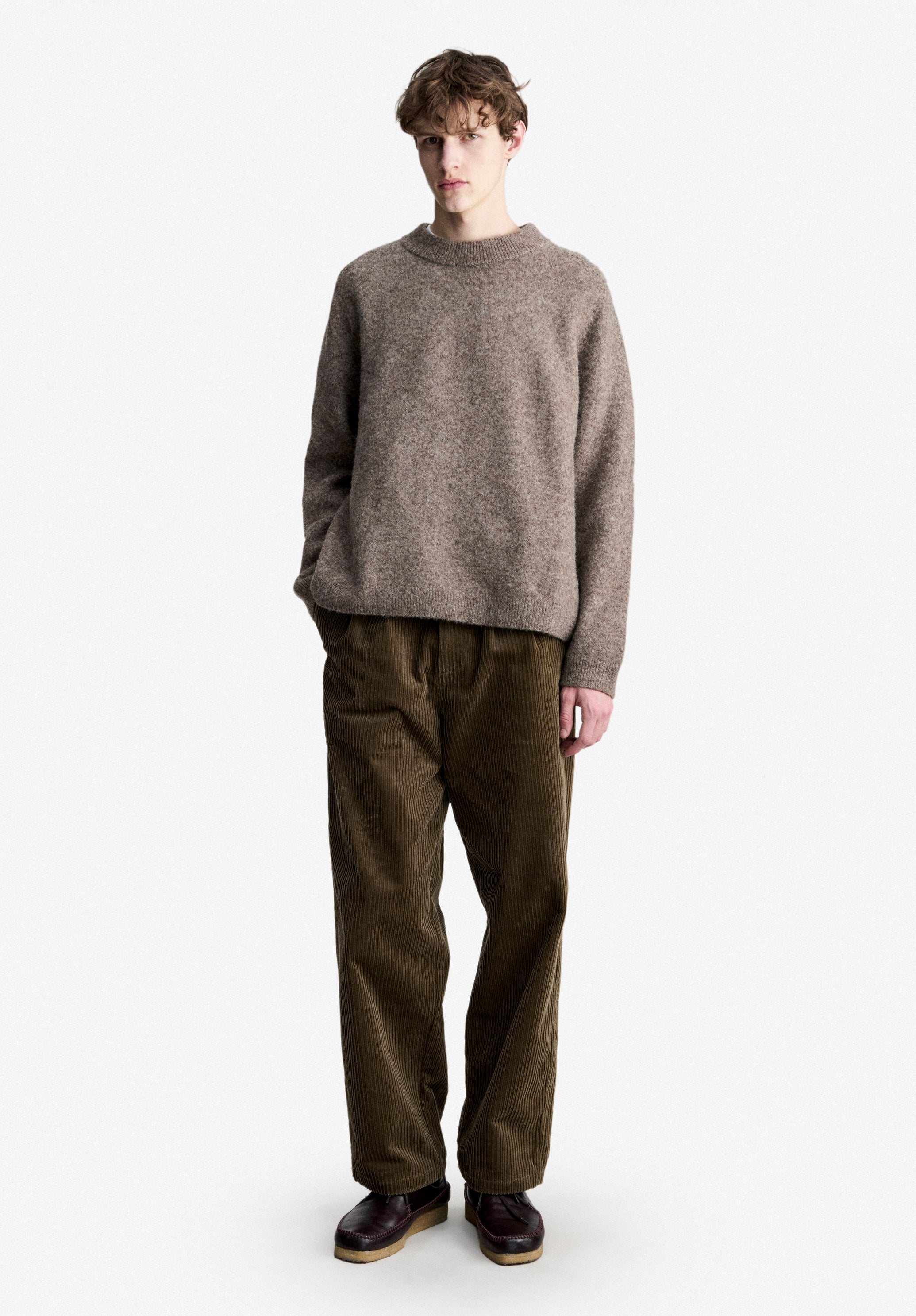 A.P.C. Weit geschnittener Pullover Strick taupe 3XL warm