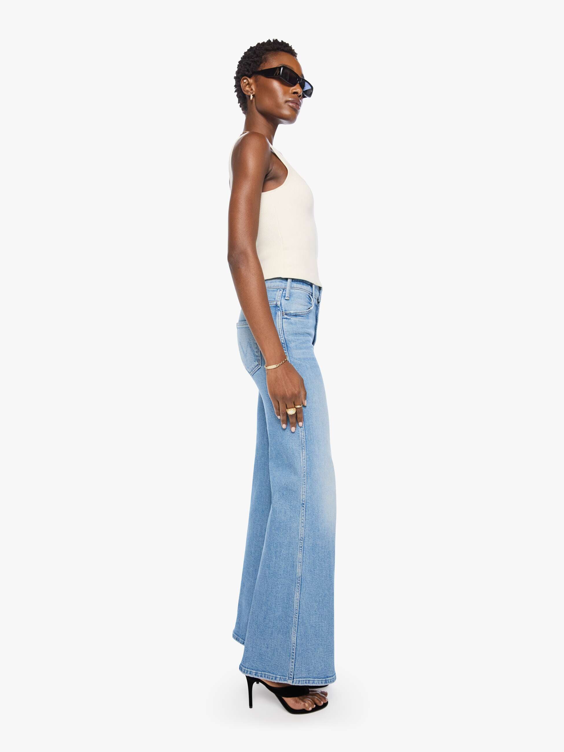 Mother Denim Hustler Roller Double Sneak Jeans Saddle Up