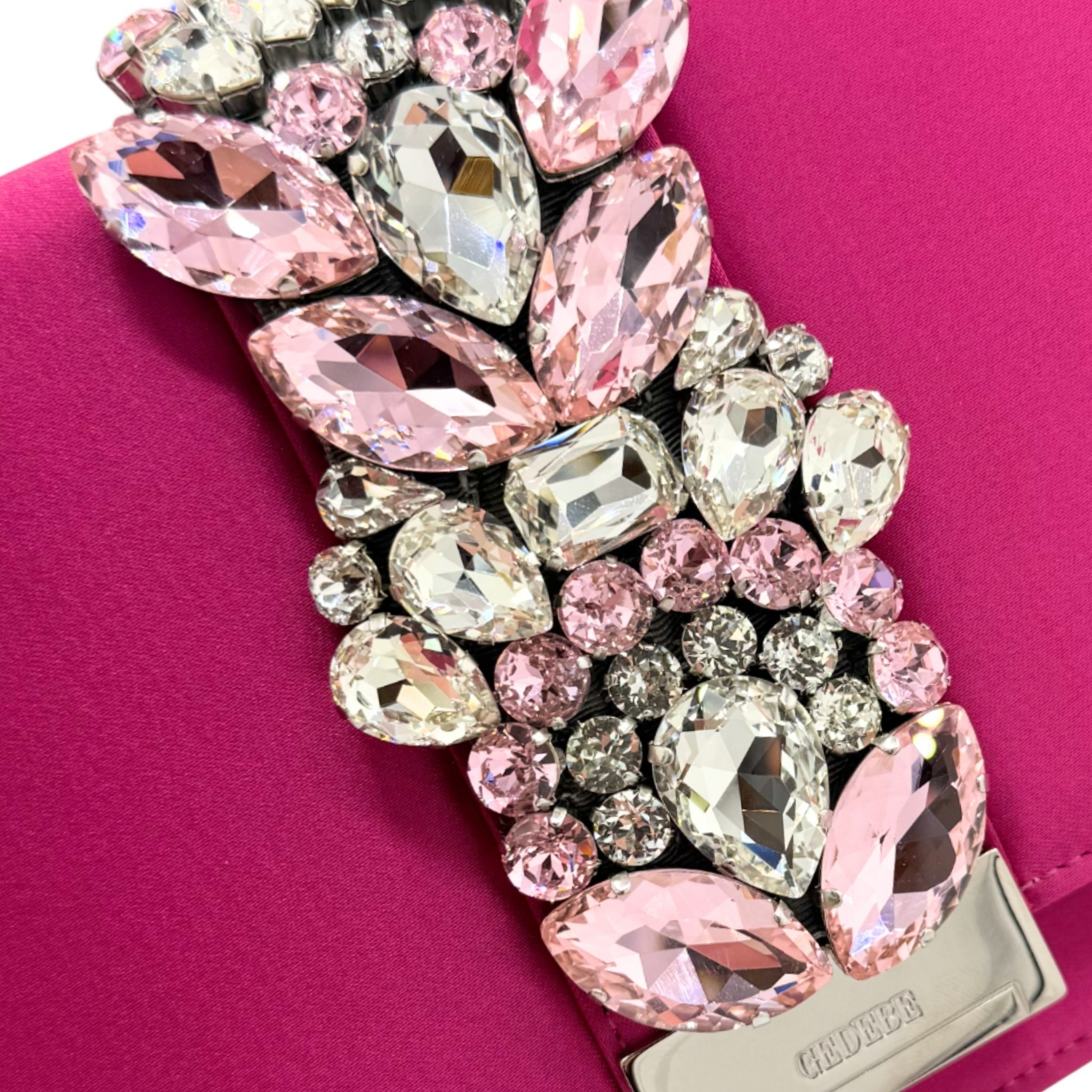 Gedebe Cliky Satin Schmuckstickerei Abend-Clutch 21cm