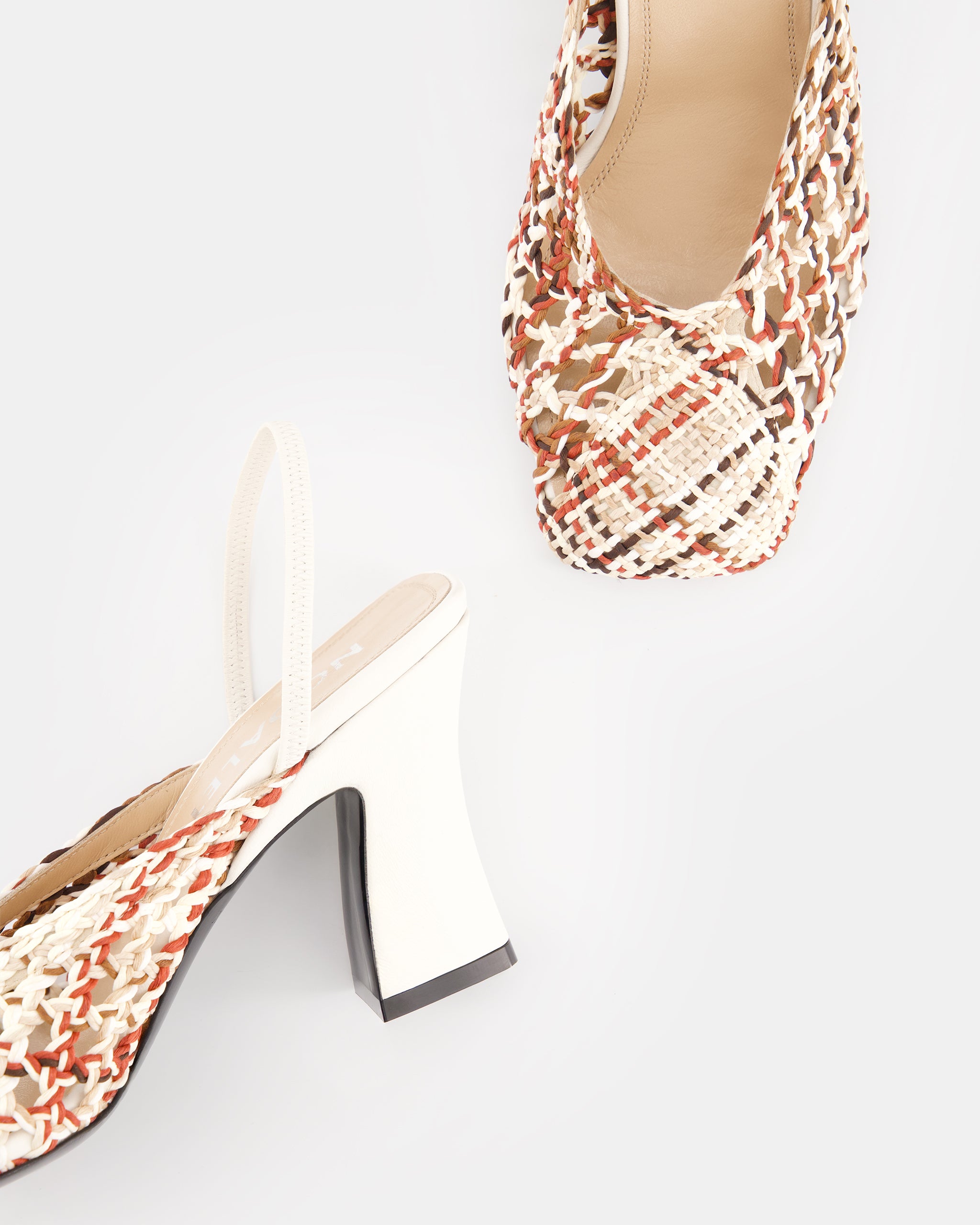 Nodaleto Nodstalgia Anya 90 Slingpumps Latte Yarn 9cm