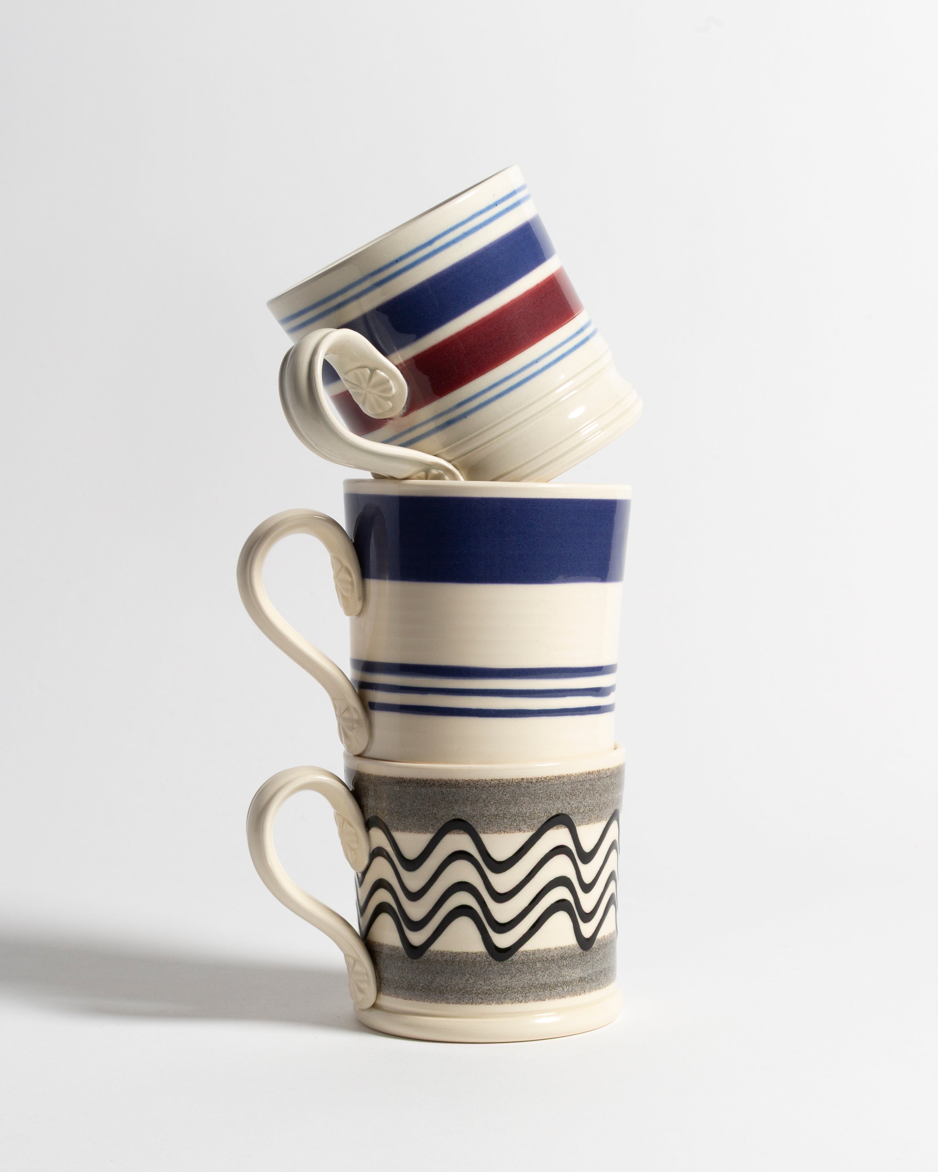 J.W. Anderson Shamrock Mug Tasse Schwarz/Ecru