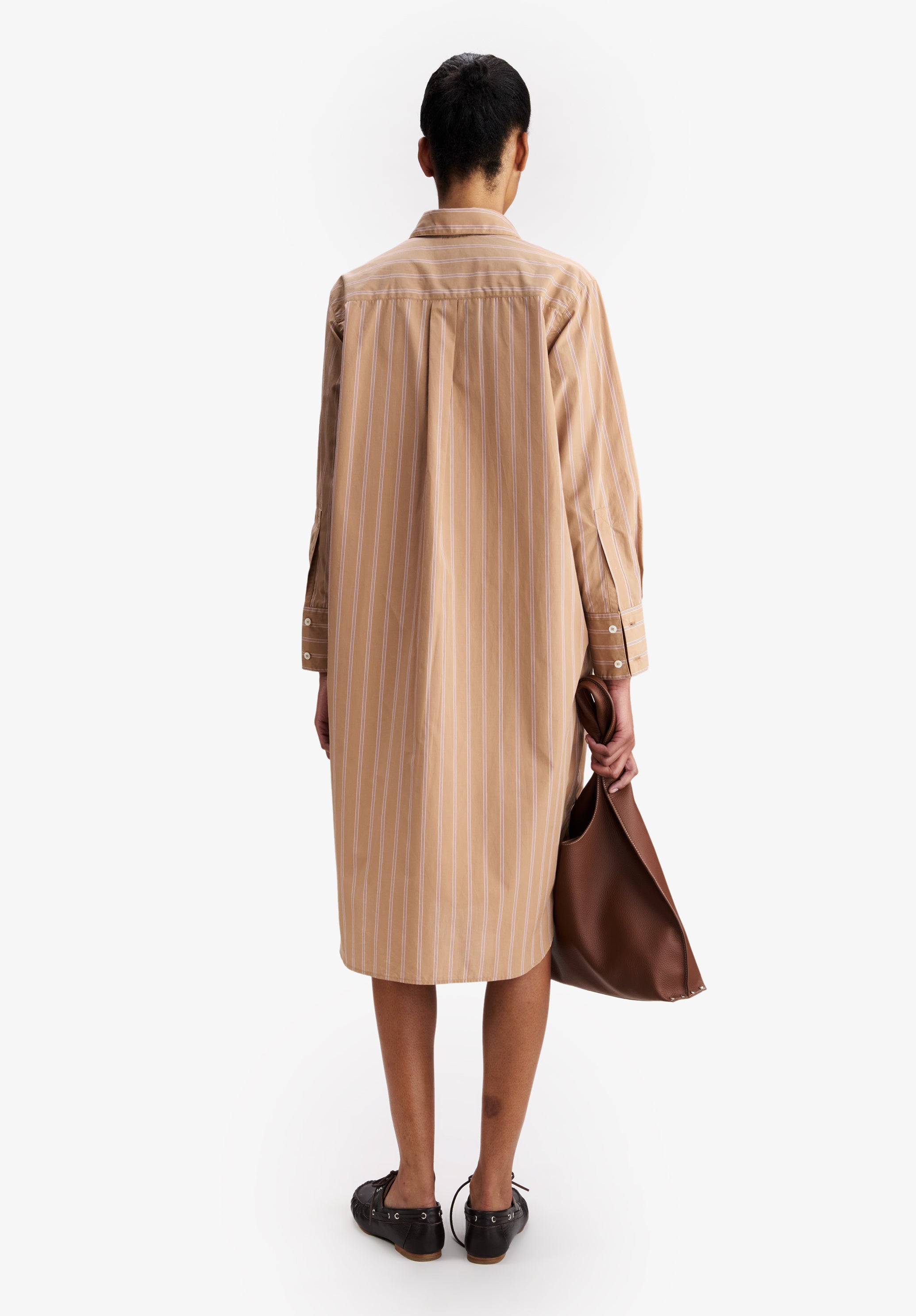 A.P.C. Hemdblusenkleid beige lang aus Bio-Baumwolle