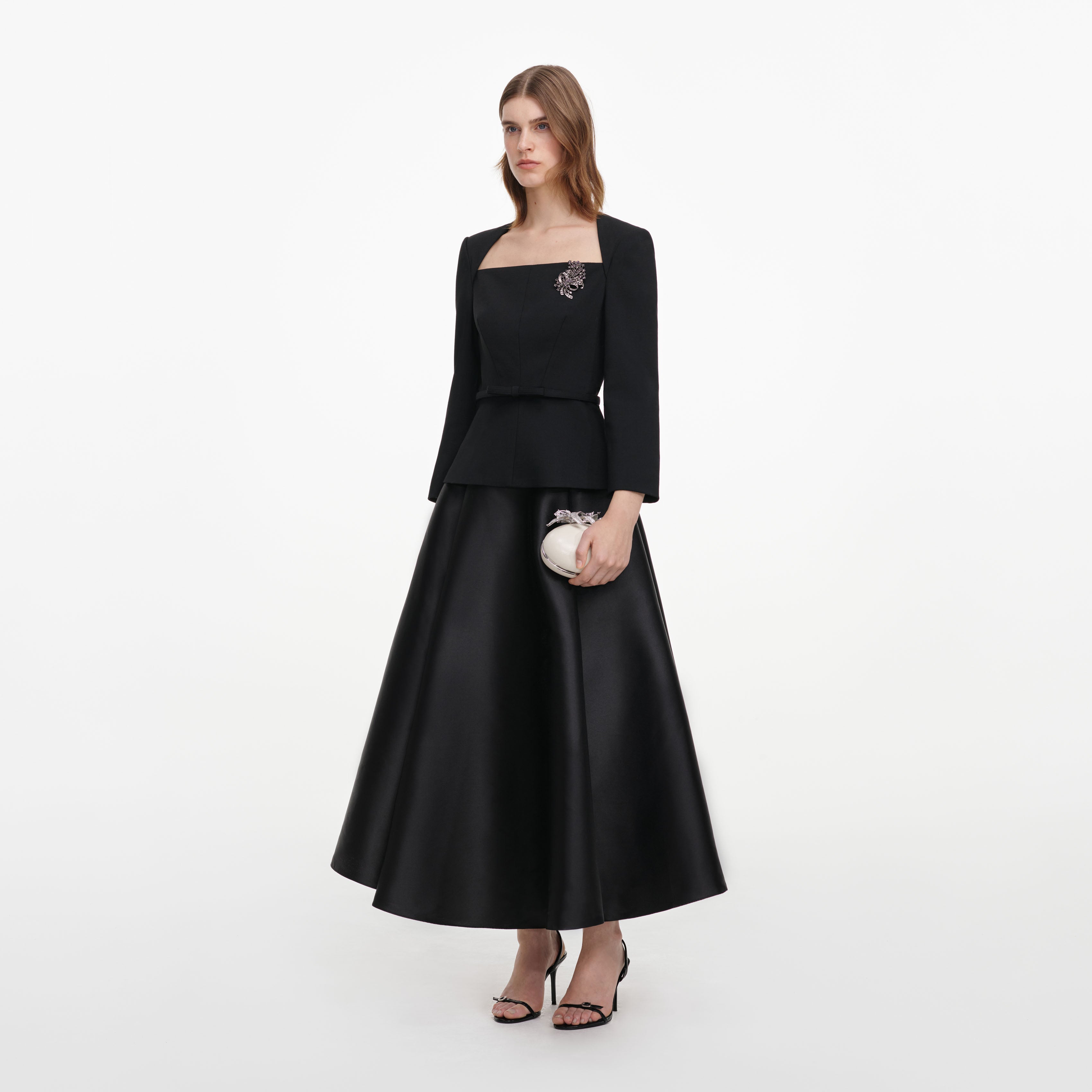 Self Portrait Taft Midikleid Schwarz Brosche Gr 38