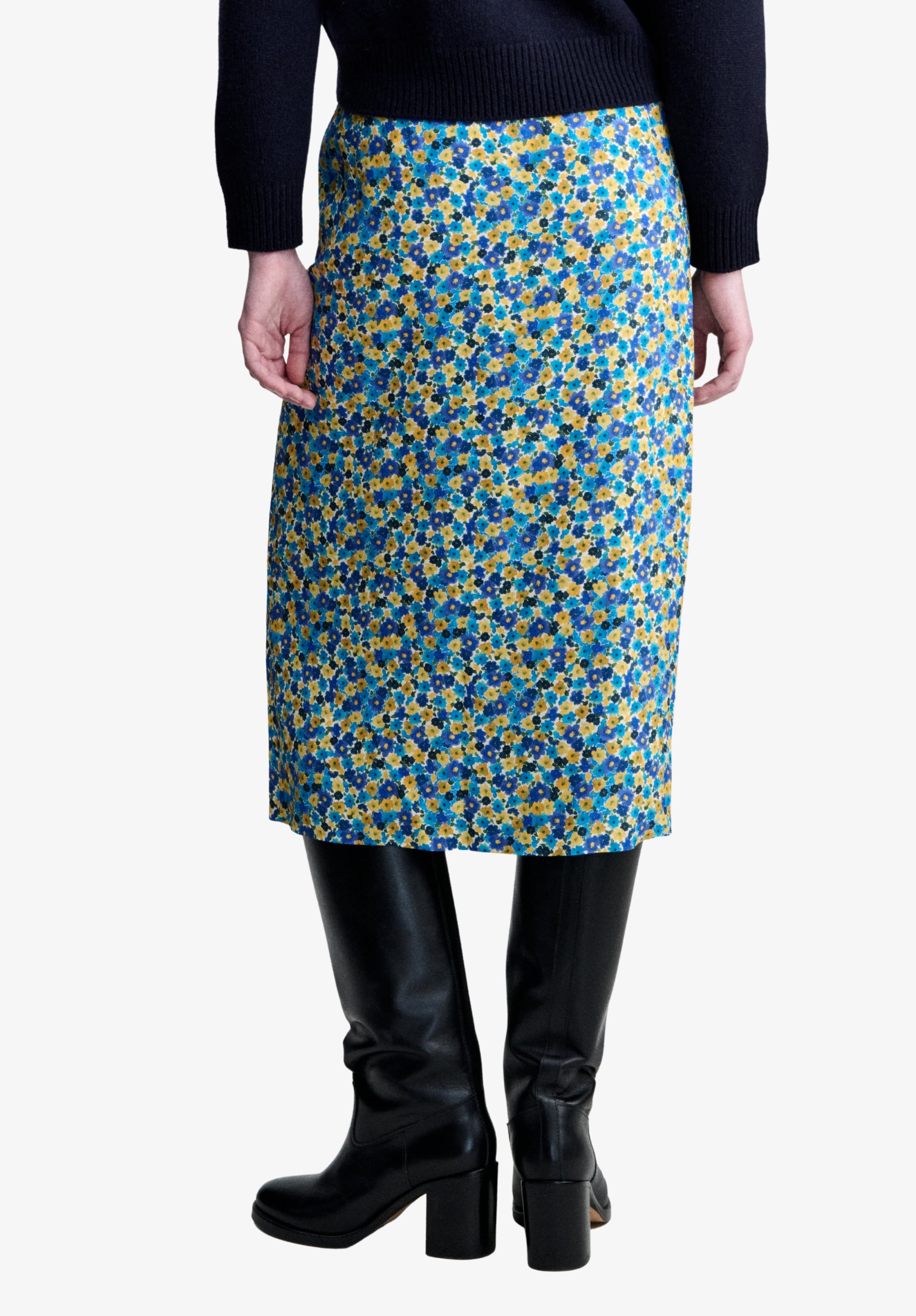 A.P.C. Viskoserock Blumenmuster wadenlang Gr. 36
