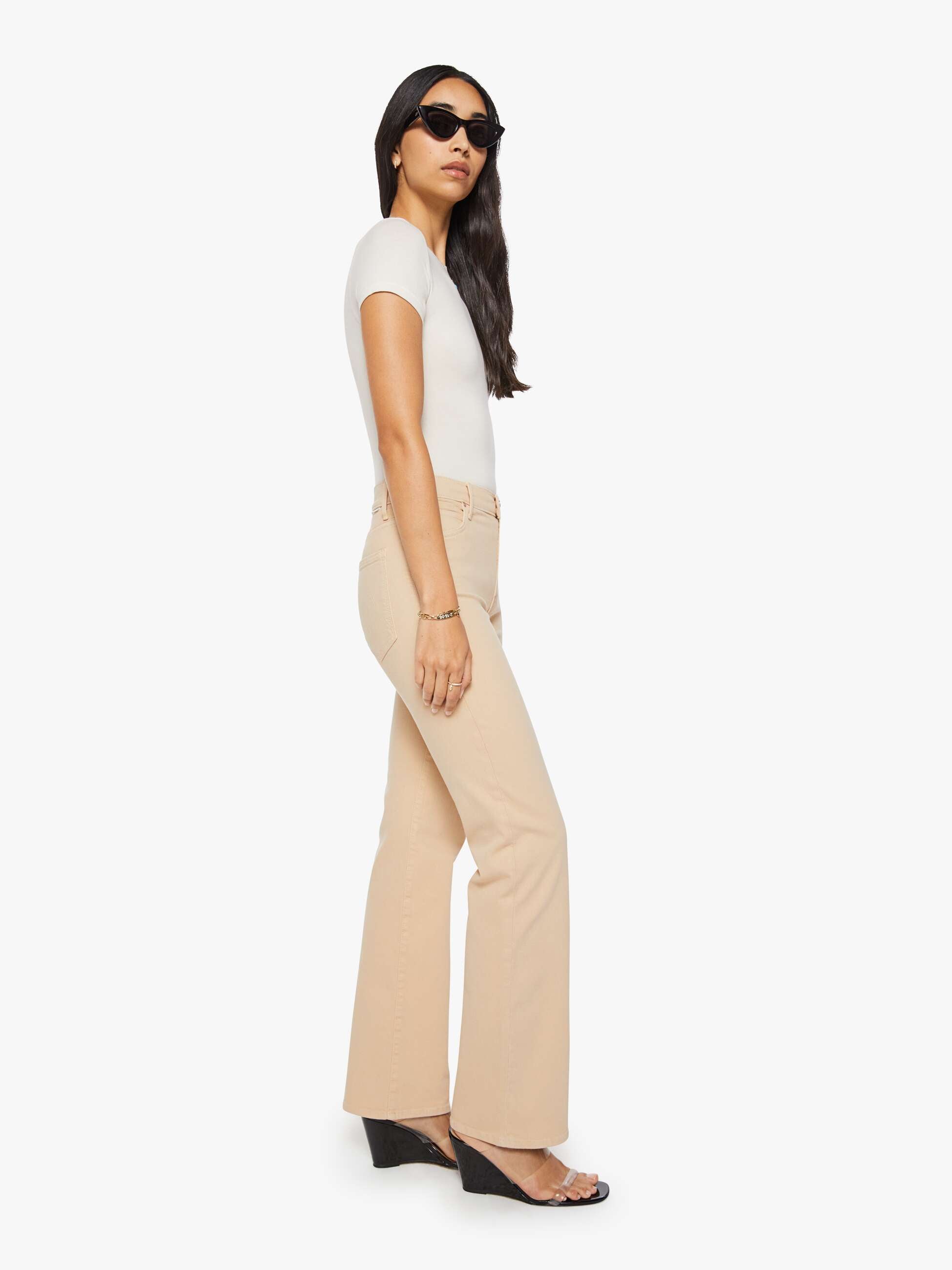 Mother Denim The Kick It Jeans Almond Buff beige High-Rise