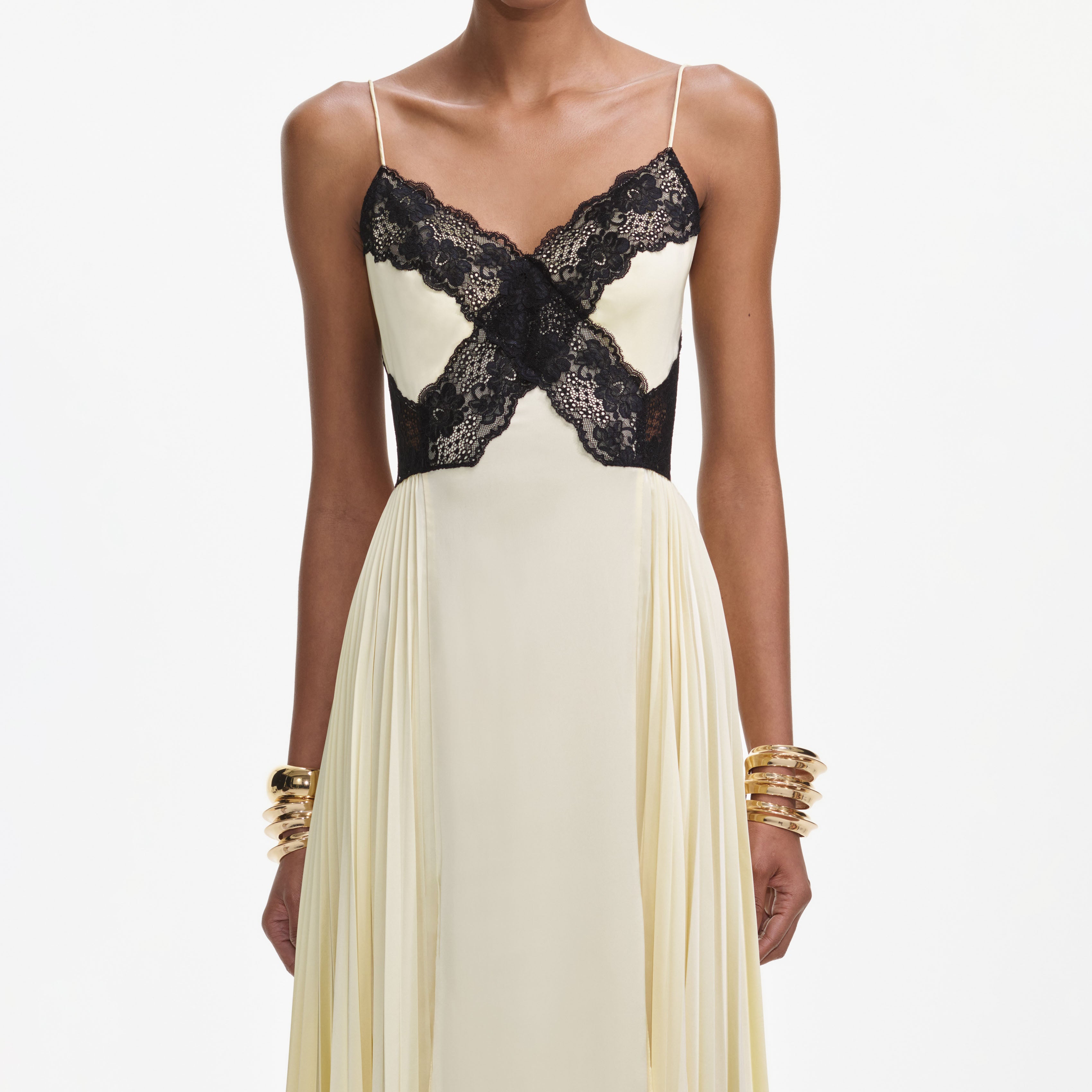 Self Portrait Yellow Satin Lace Maxi Kleid Gelb UK 6