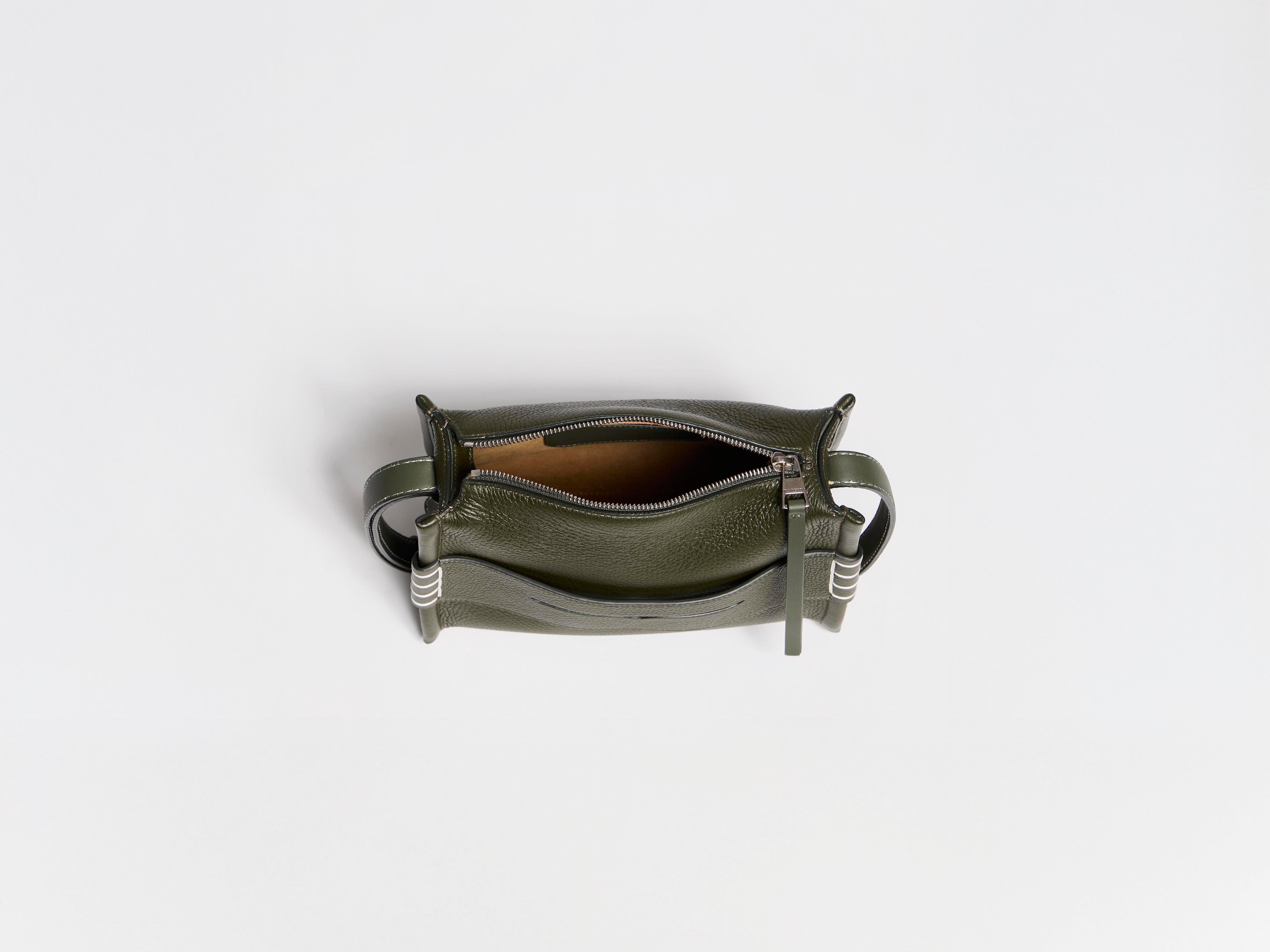 J.W.Anderson Loafer Messenger Tasche Khaki Kalbsleder Small