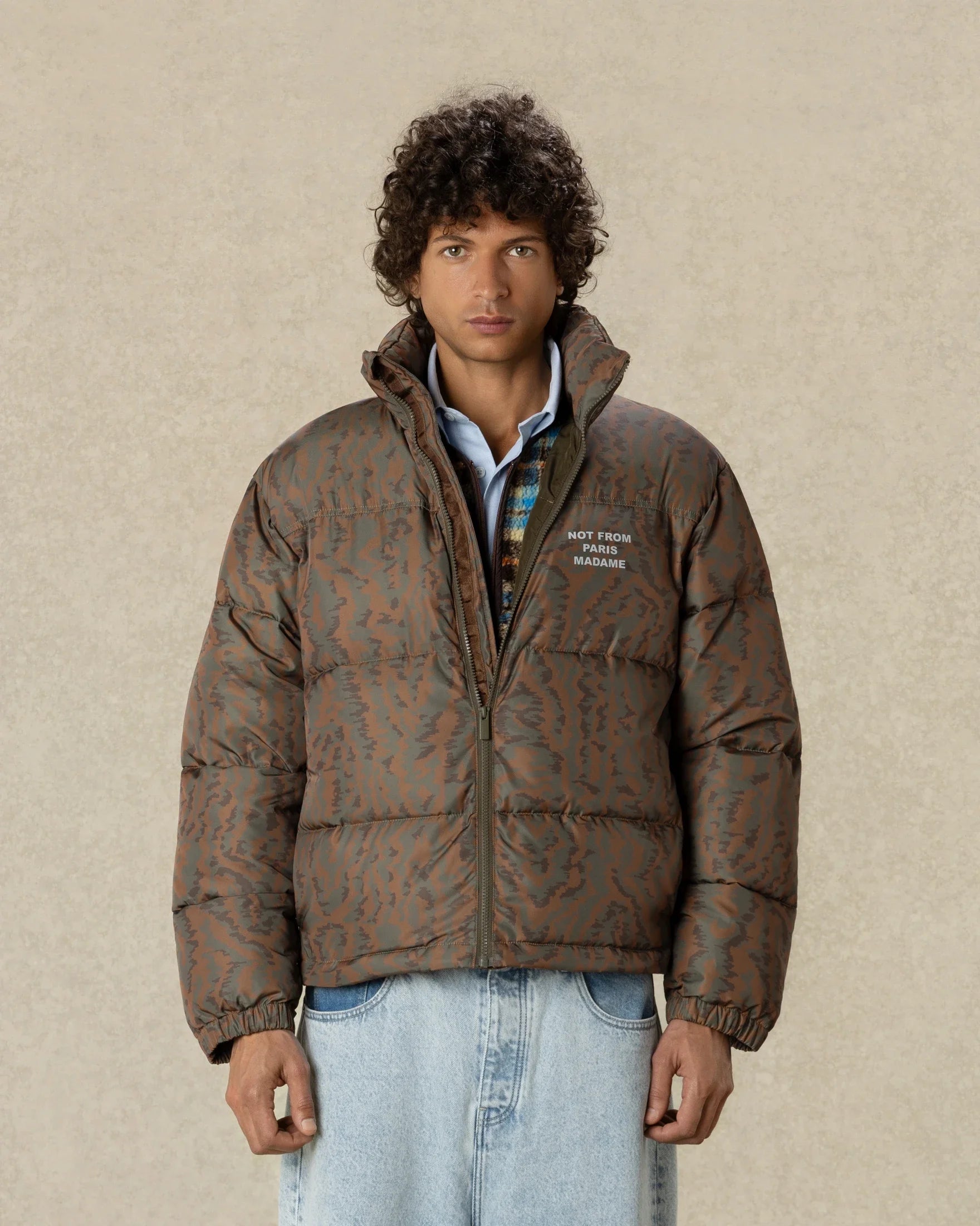 Drôle De Monsieur Slogan Moiré Puffer Jacke Khaki Polyamid