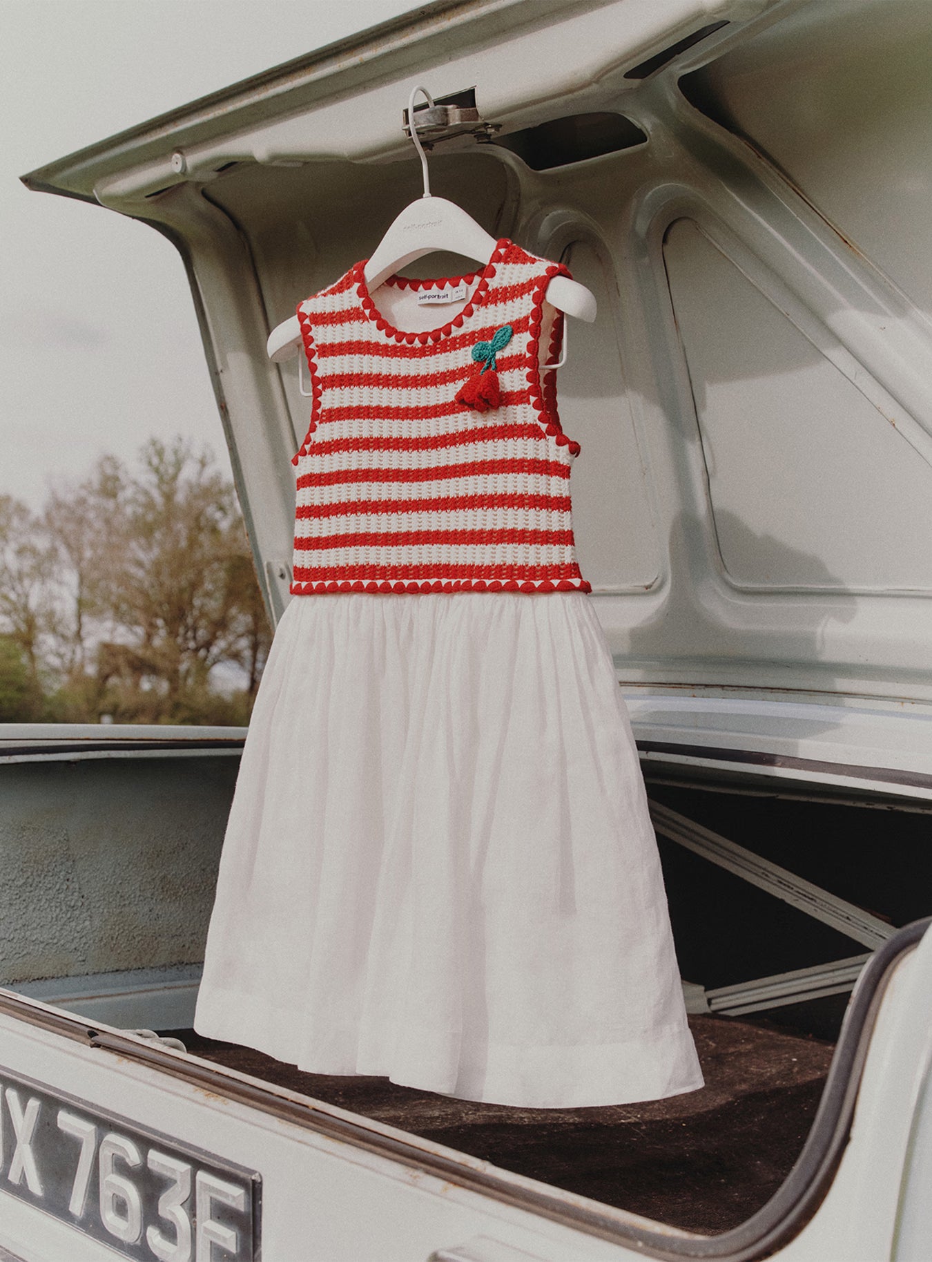 Self Portrait Red Striped Crochet Kinderkleid Midi