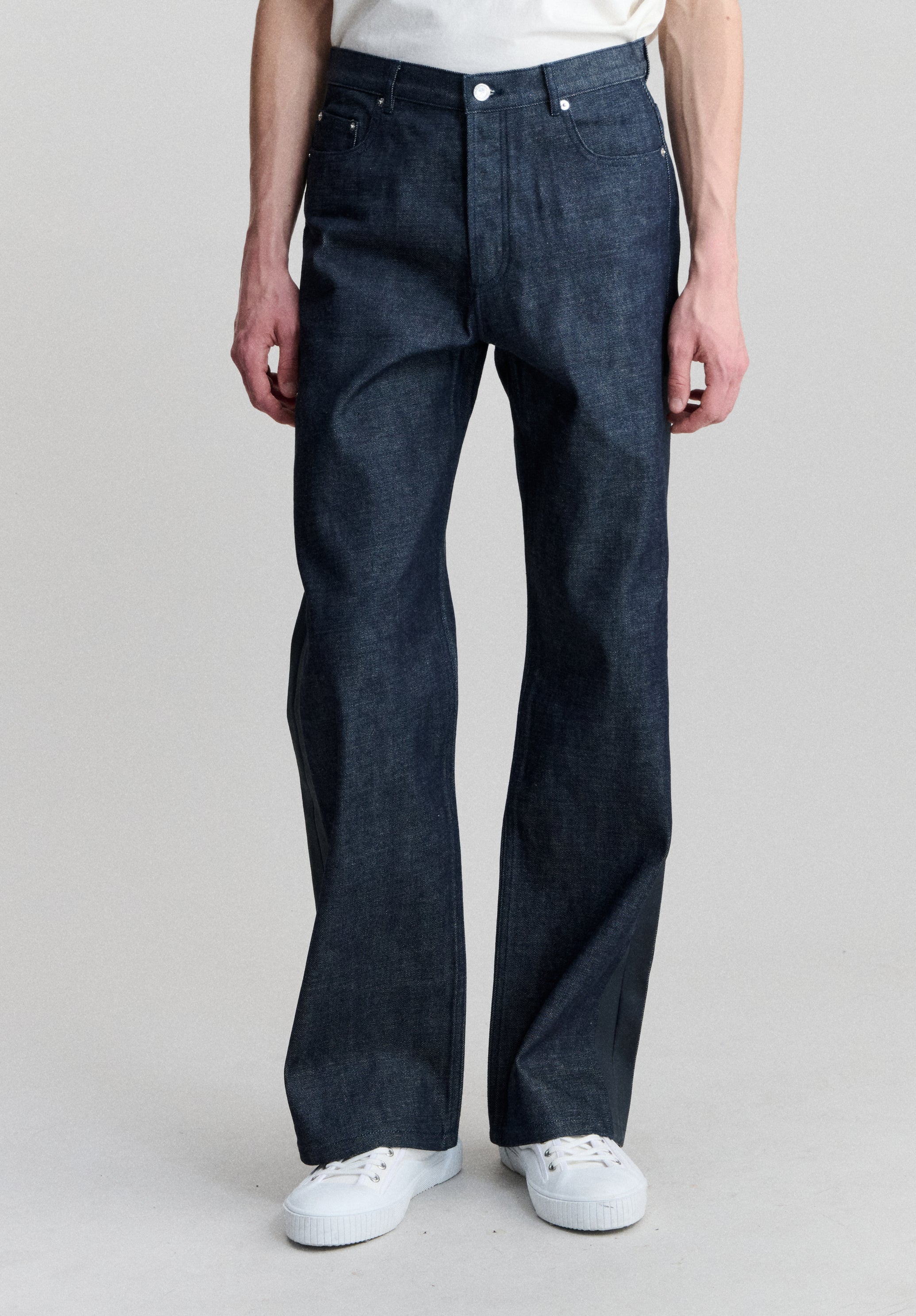 A.P.C. FRGMT. Sally Jeans Raw Denim weit blau
