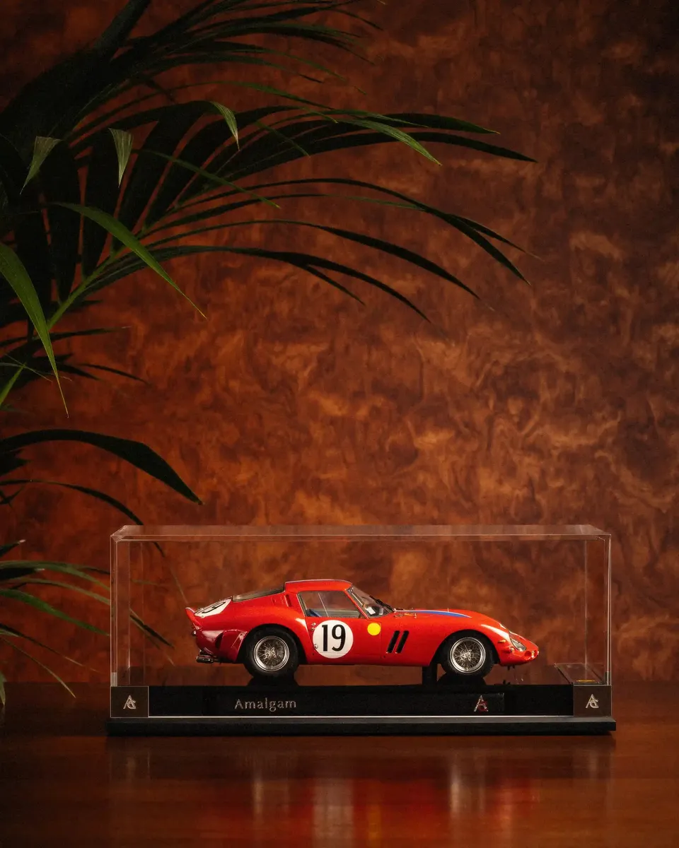 Drôle De Monsieur Ferrari 250 GTO Modellauto 1:18 Nr.19