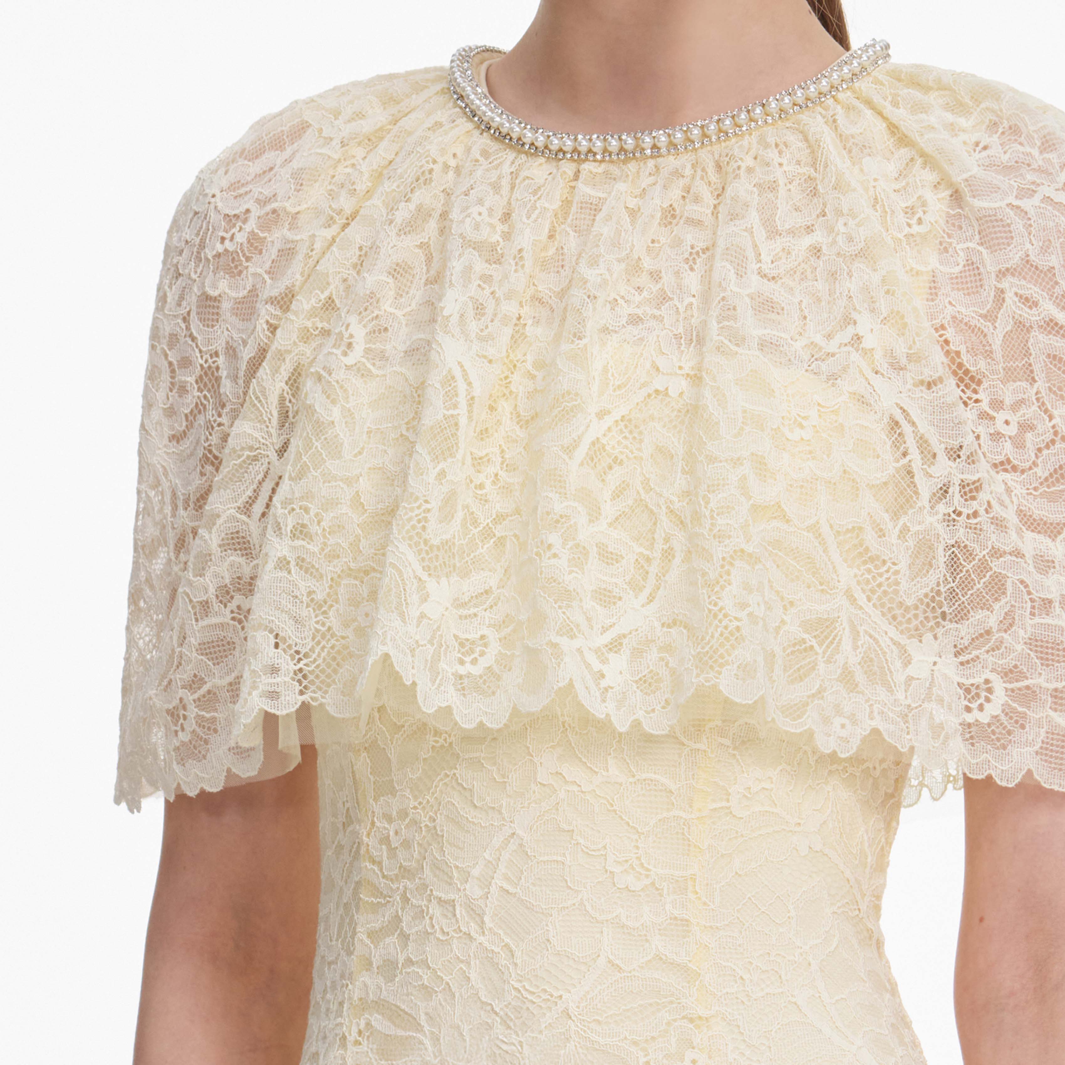 Self Portrait Yellow Lace Cape Mini Kleid Gelb mit Perlen