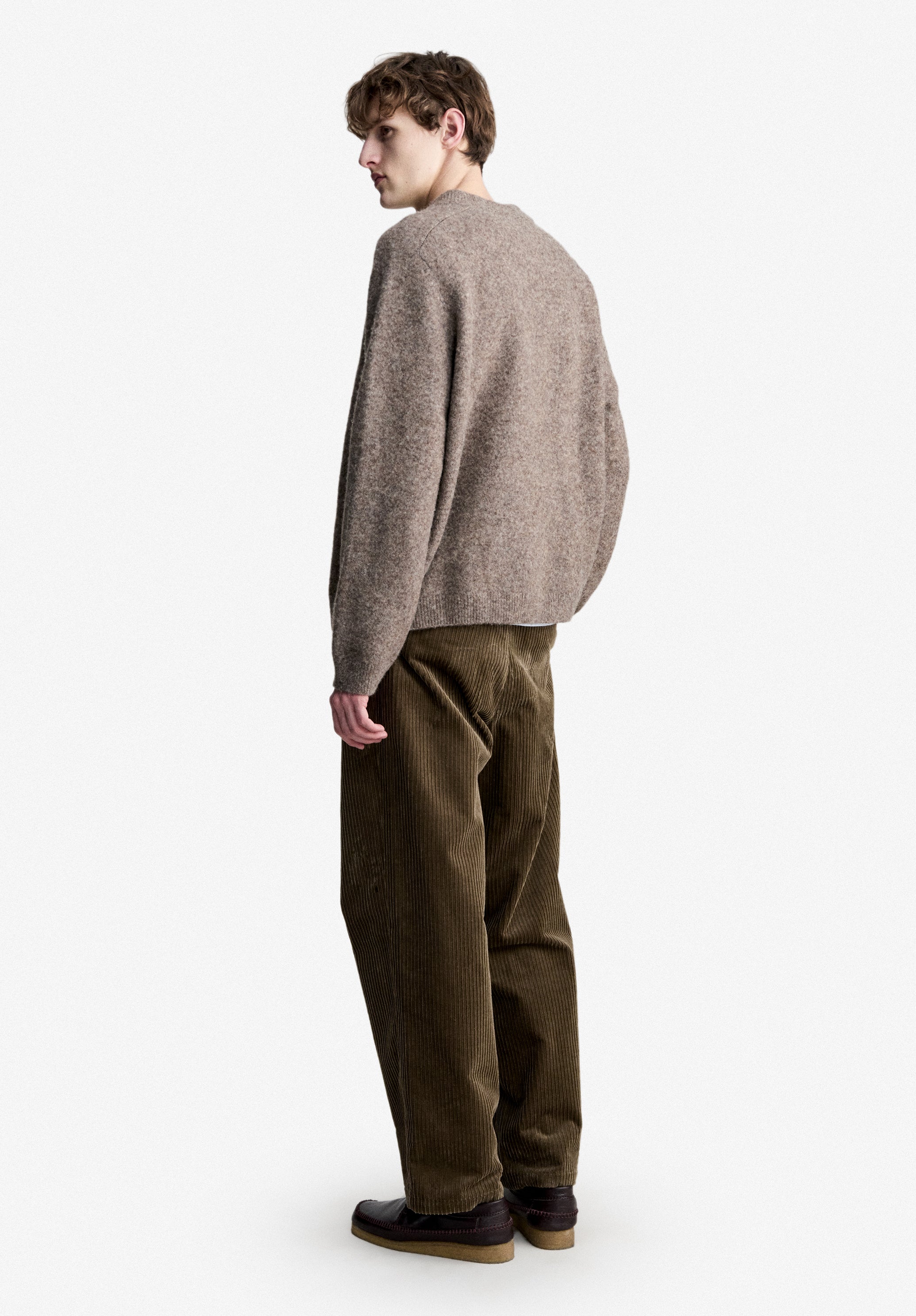 A.P.C. Weit geschnittener Pullover Strick taupe 3XL warm