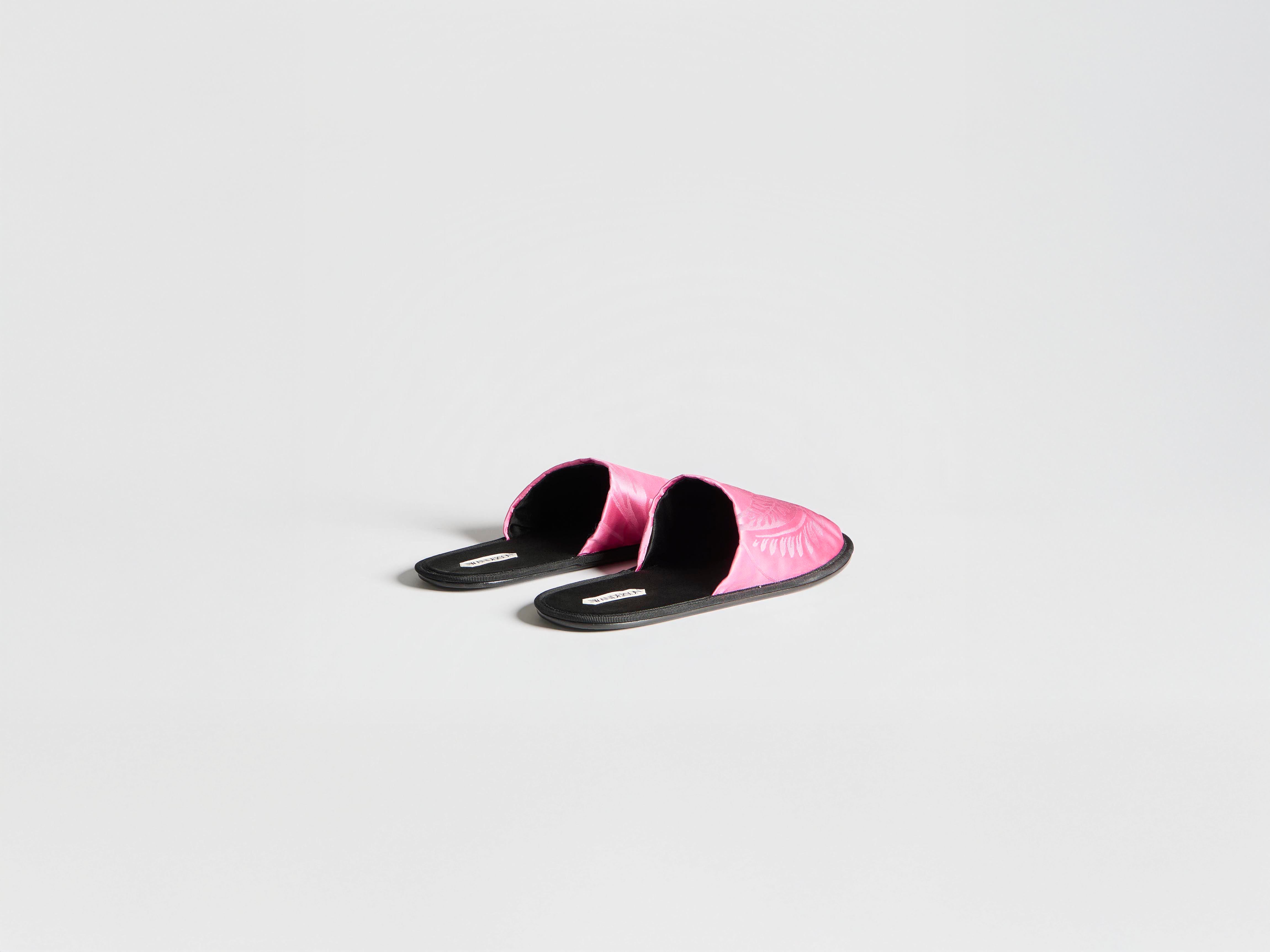 J.W.Anderson Shoes Close Toe Slides Camellia Rosa Seide