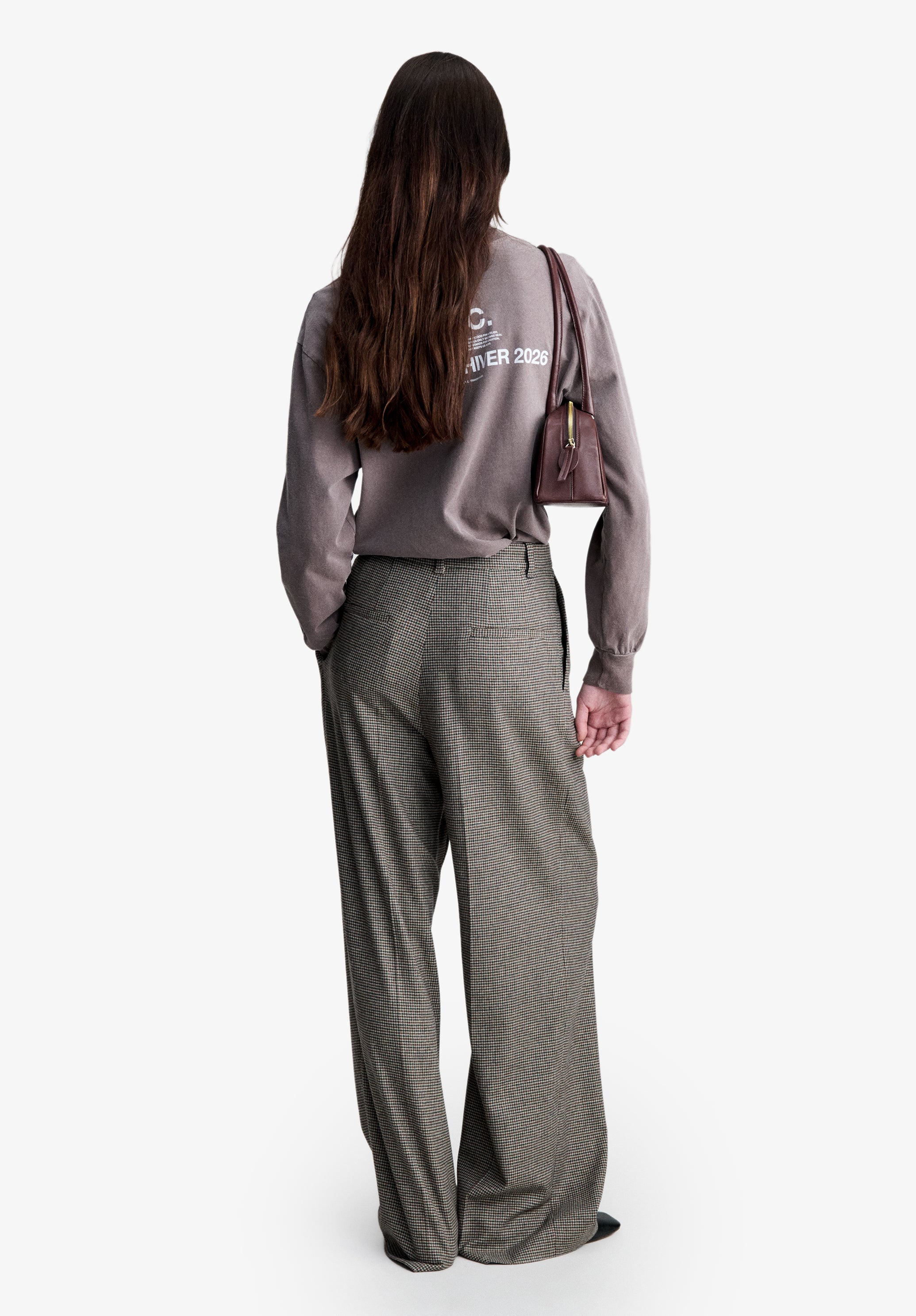 A.P.C. Hiver 26 T-Shirt langarm haselnussbraun