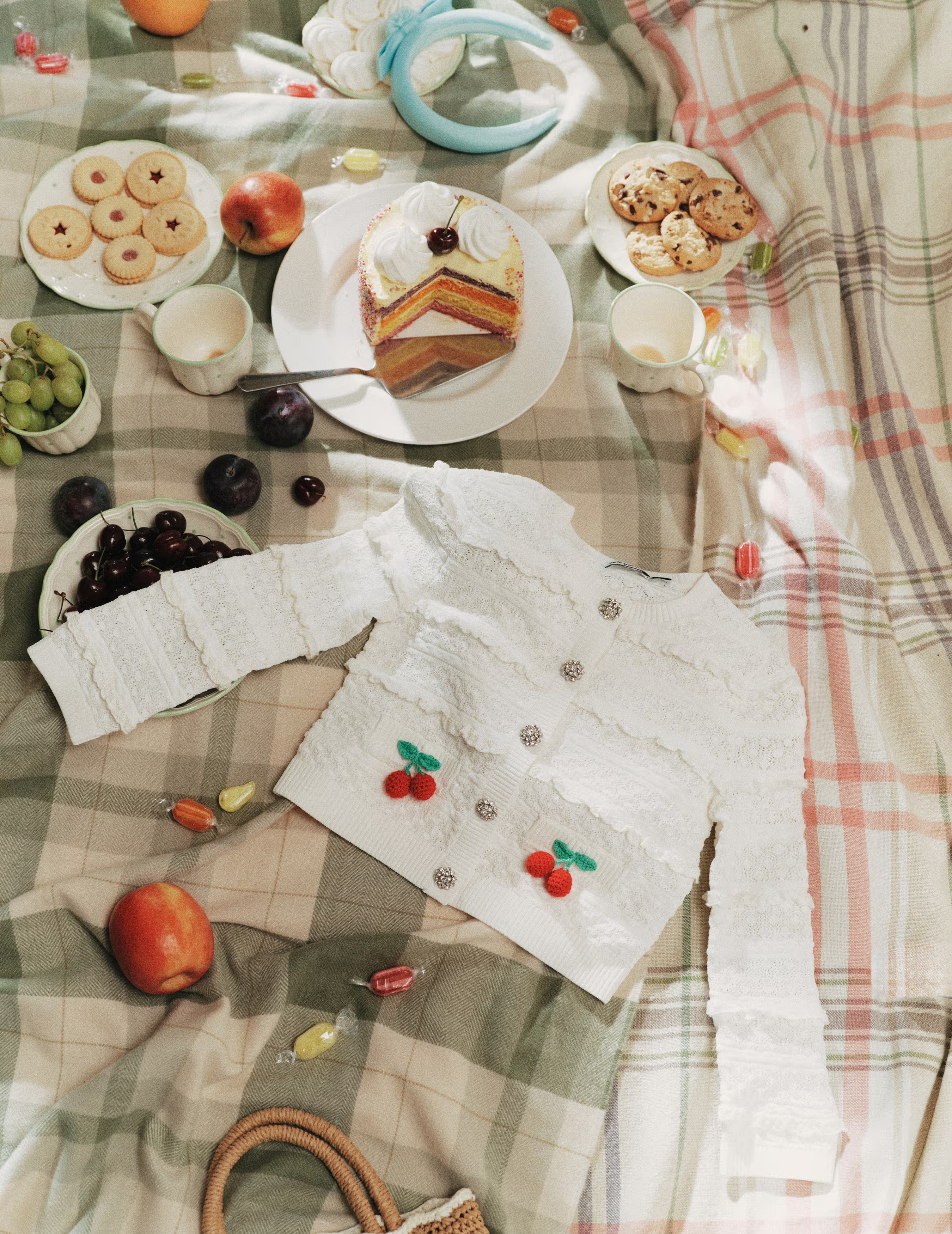 Self Portrait Knitwear Cream Cherry Cardigan Kinder-Strickjacke Creme