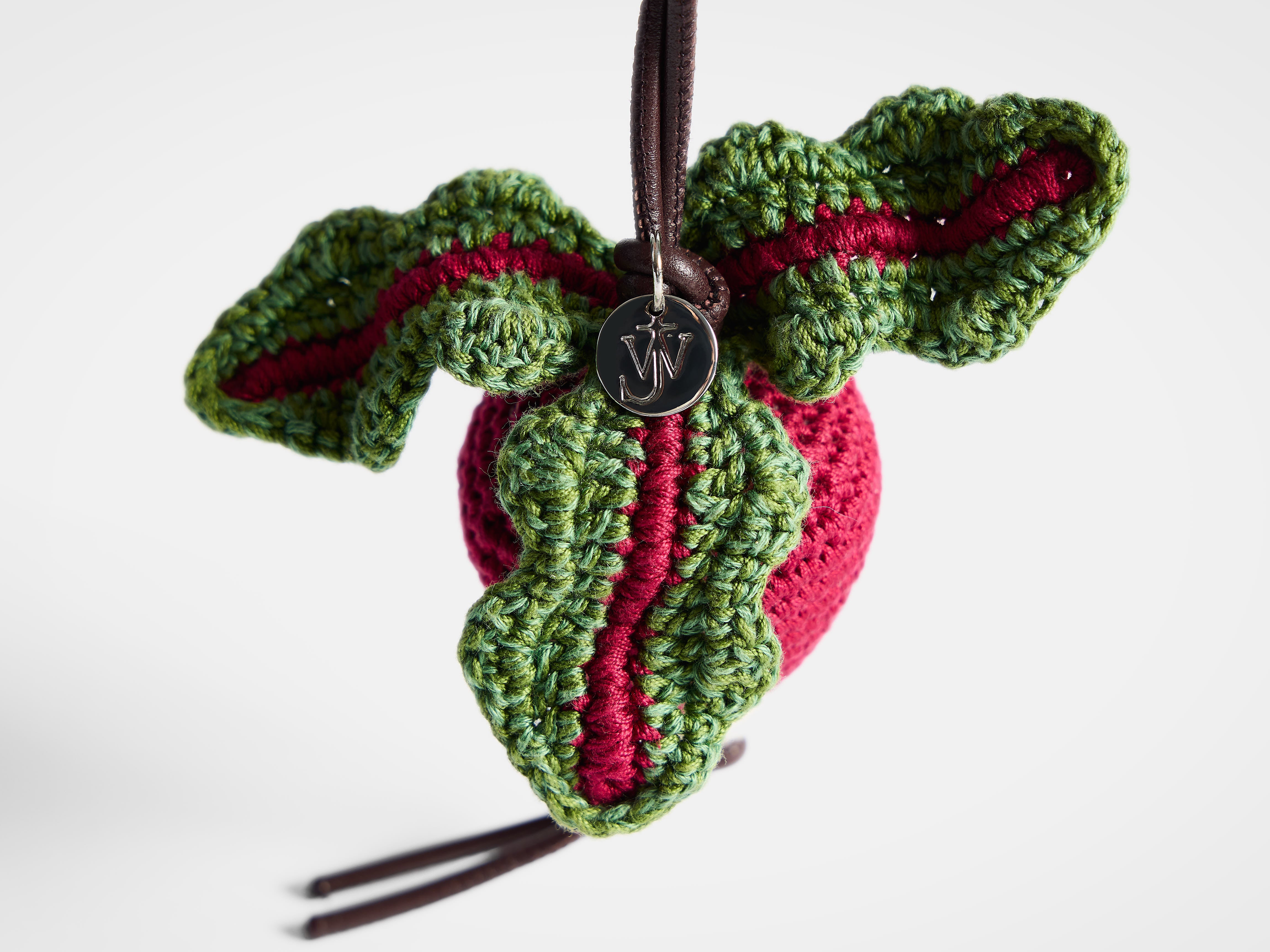 J.W.Anderson Radish Charm Anhänger Häkel Baumwolle