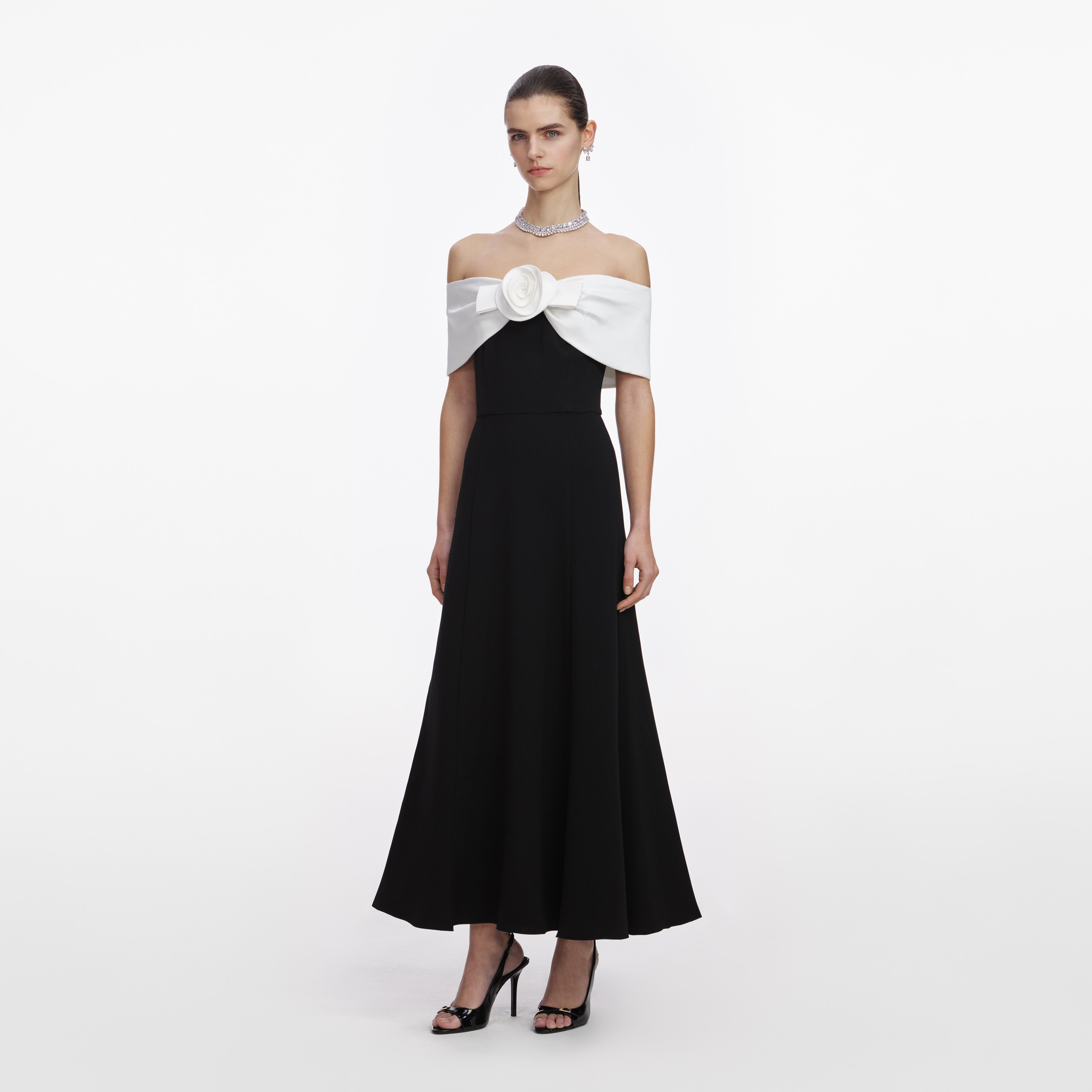 Self Portrait Dresses Flower Midi Kleid Schwarz Crepe Fit-Flare
