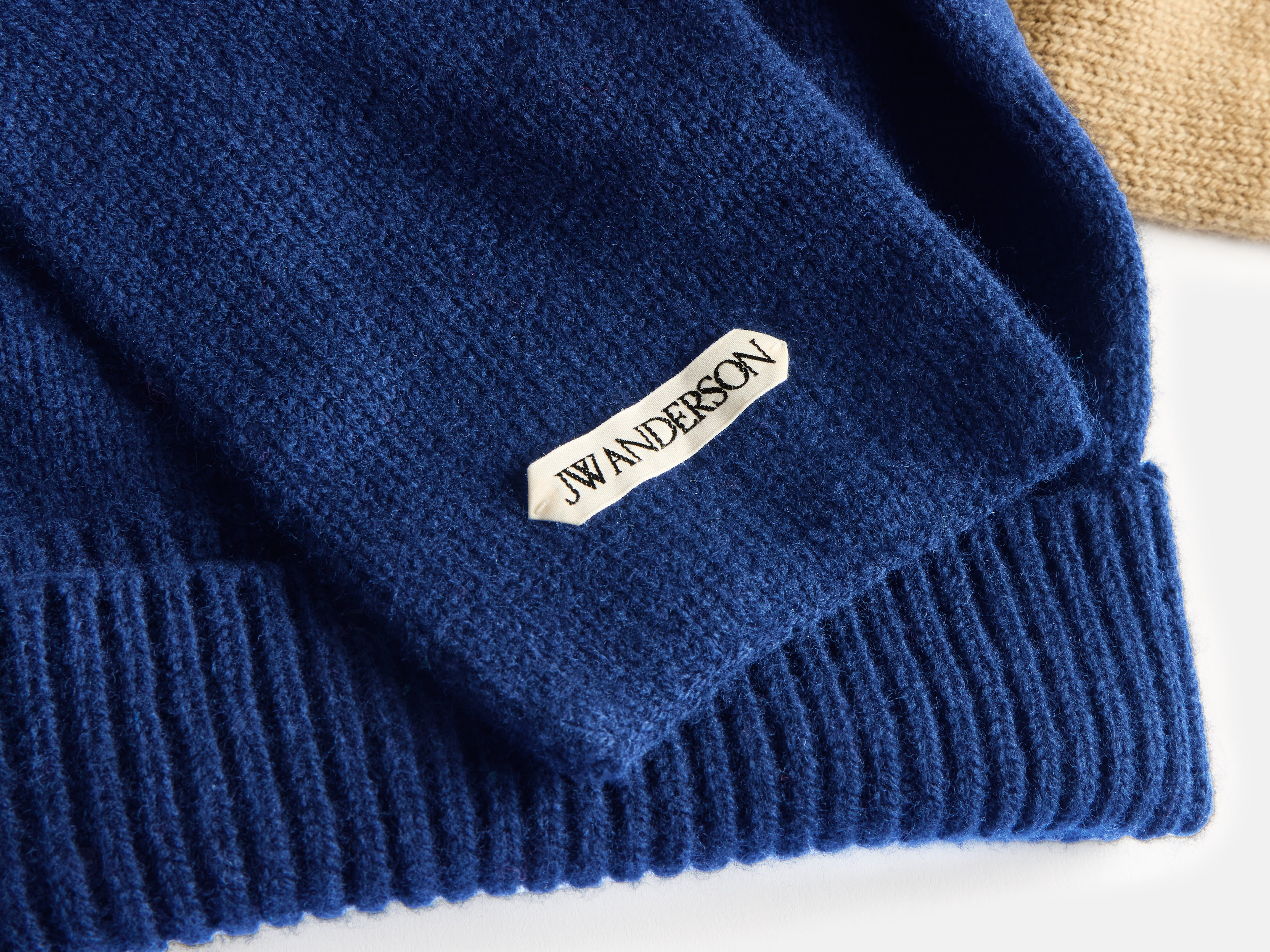 J.W.Anderson Knotted Beanie Mütze Navy Beige OS