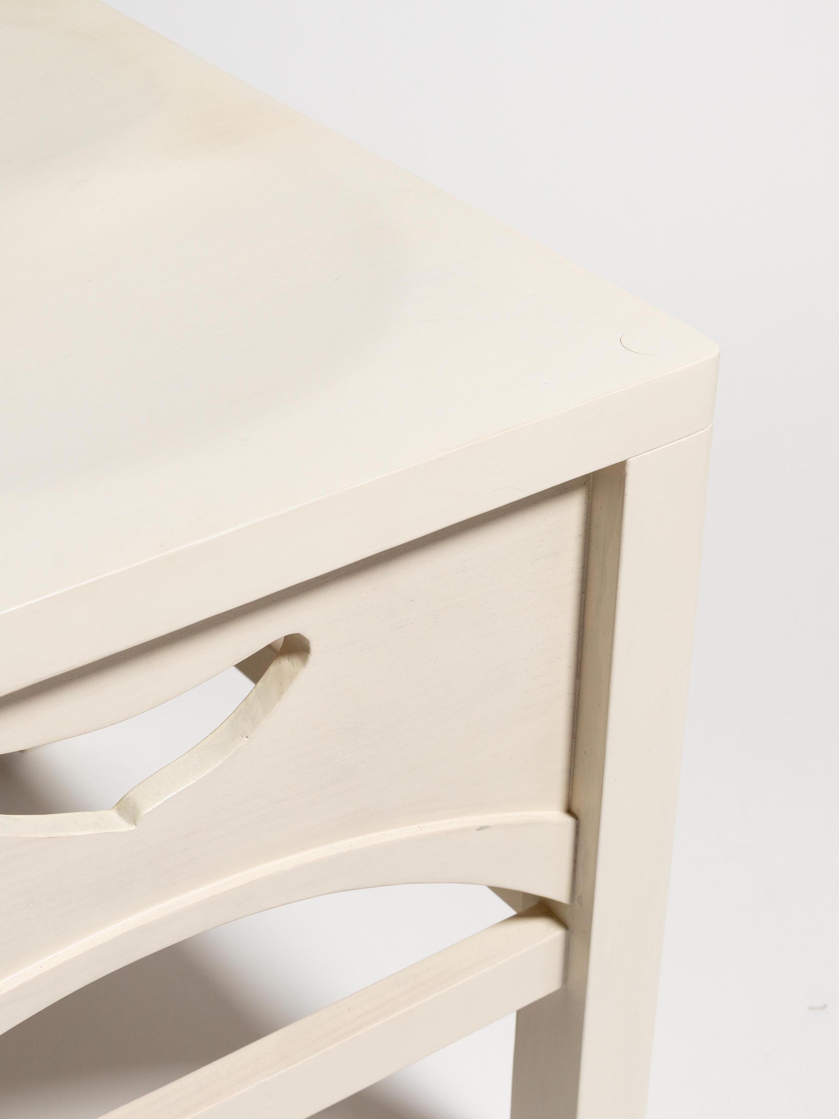 J.W.Anderson Furniture Mackintosh Stool Hocker Weiß Eiche