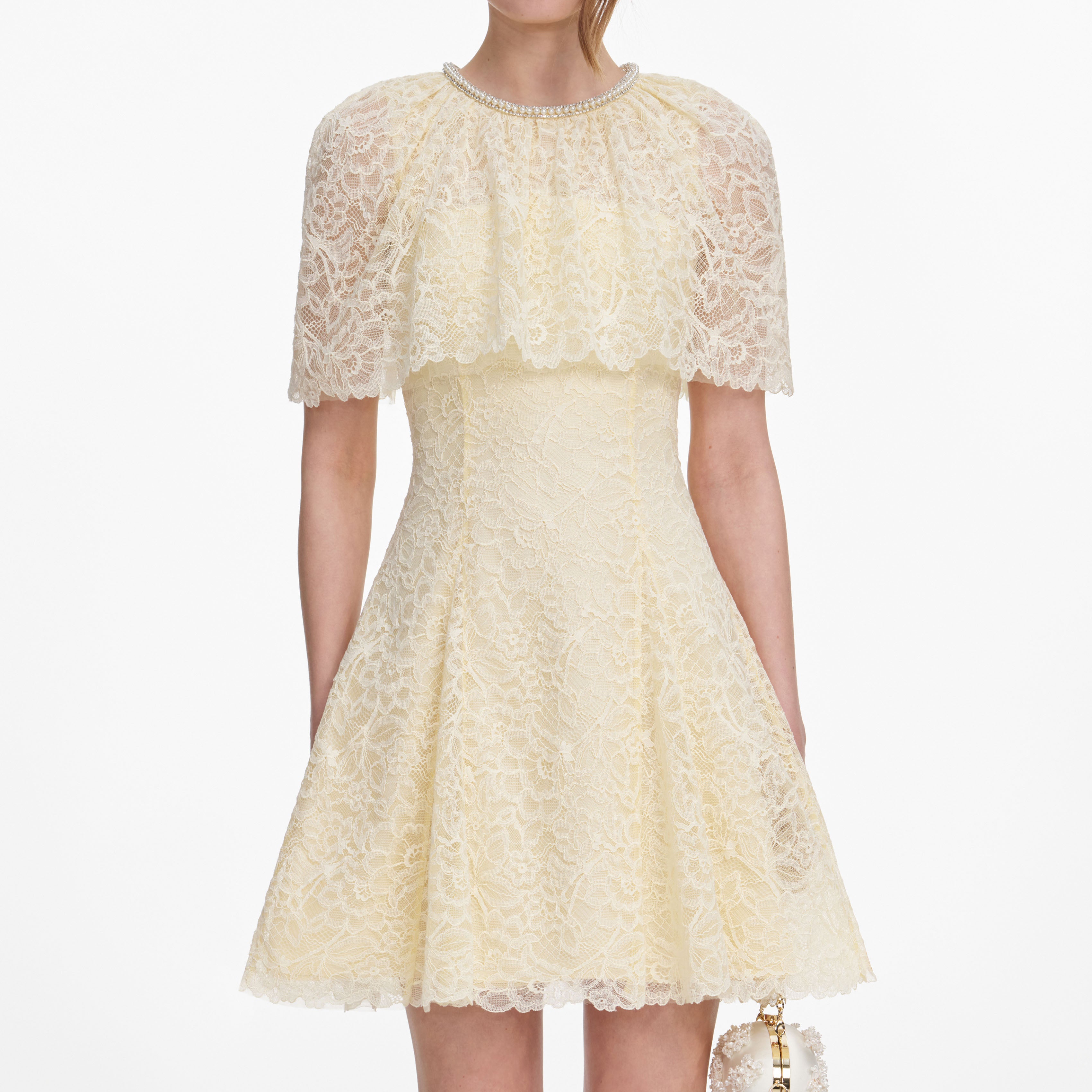 Self Portrait Yellow Lace Cape Mini Kleid Gelb mit Perlen