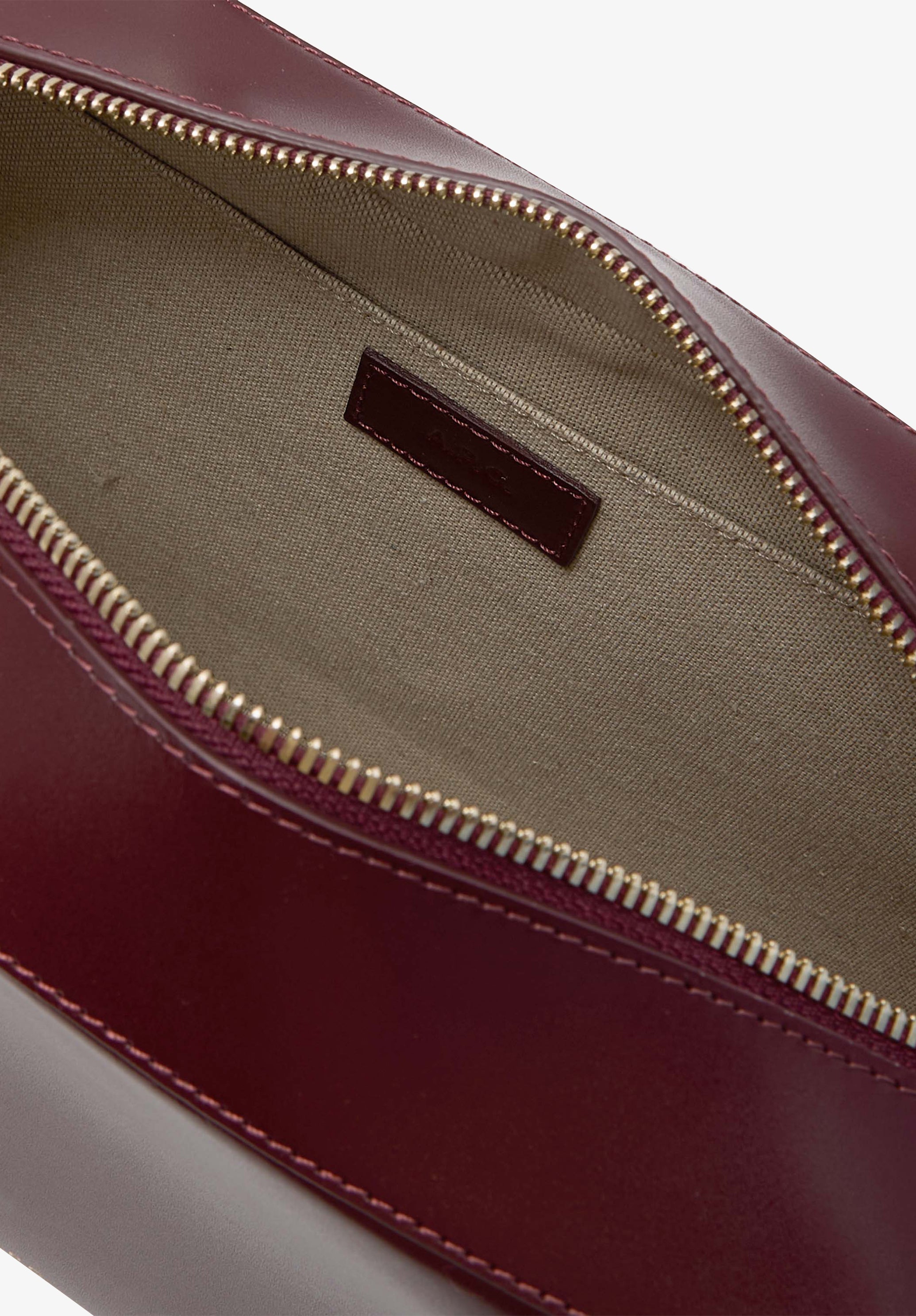 A.P.C. Virginie Box Tasche Glattleder TU