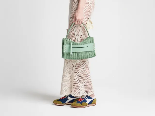 J.W.Anderson Loafer Bag Tasche Salbei geflochten Leder