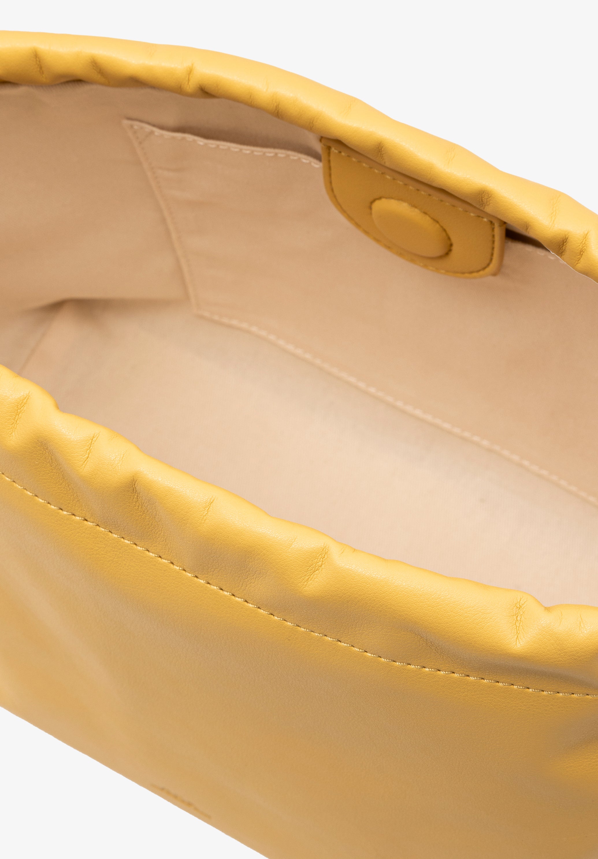 A.P.C. Tasche Ninon Umhängetasche LederOptik schwarz