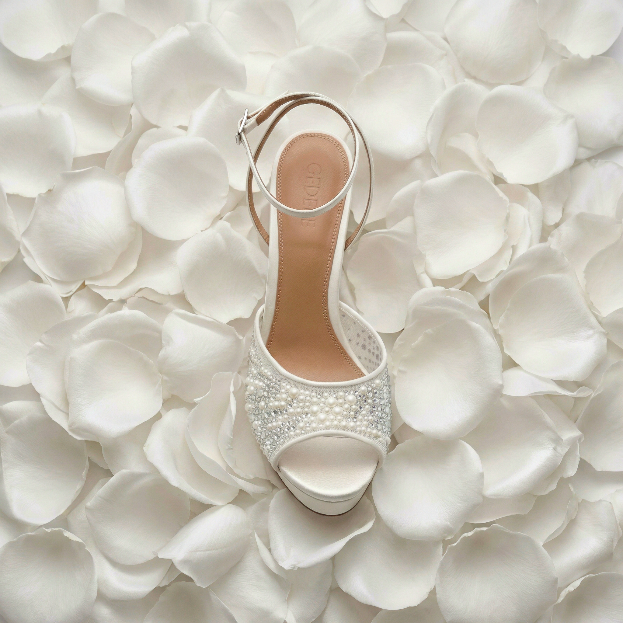 Gedebe Arianna Platform Satin Sandale 120