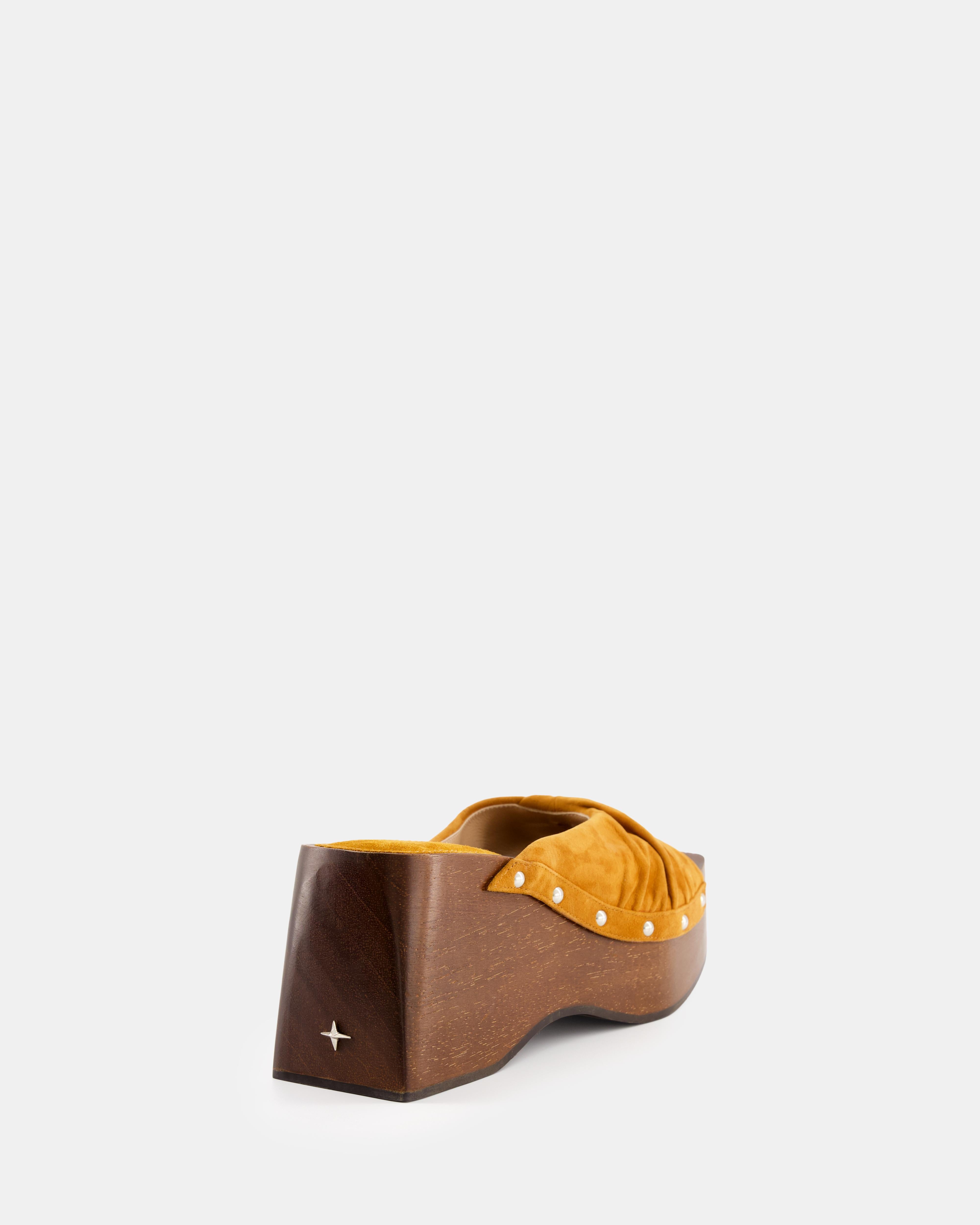 Nodaleto Bulla Mellow Wedge Clogs Sunlight Suede 8cm